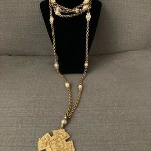 Karl lagerfeld croix de gurerre checker and necklace.